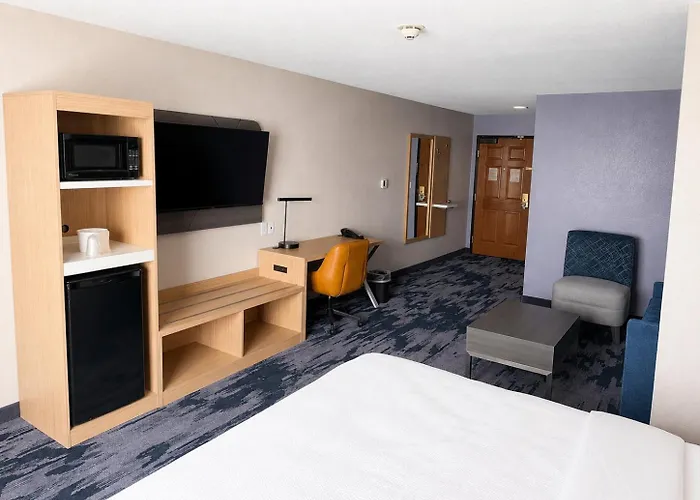 Heritage Hotel And Suites